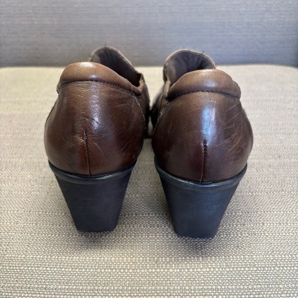 Earth Origins Mclean Brown Leather Slip-On Loafers Boots with Buckle Details 9.5 - Picture 6 of 6